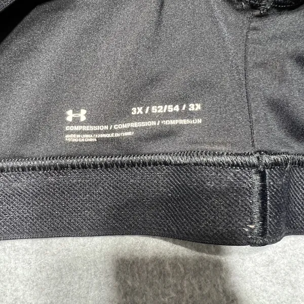 Under Armour Women's Crossback Mid-Impact Sports Bra Black - Image 2