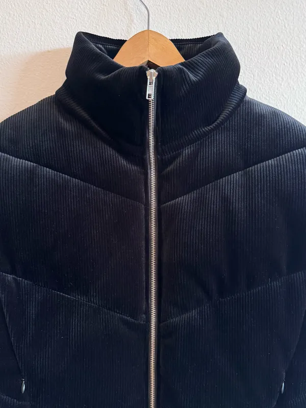 Alo Yoga Ribbed Velour Mountain Side Puffer Vest Small - Image 4