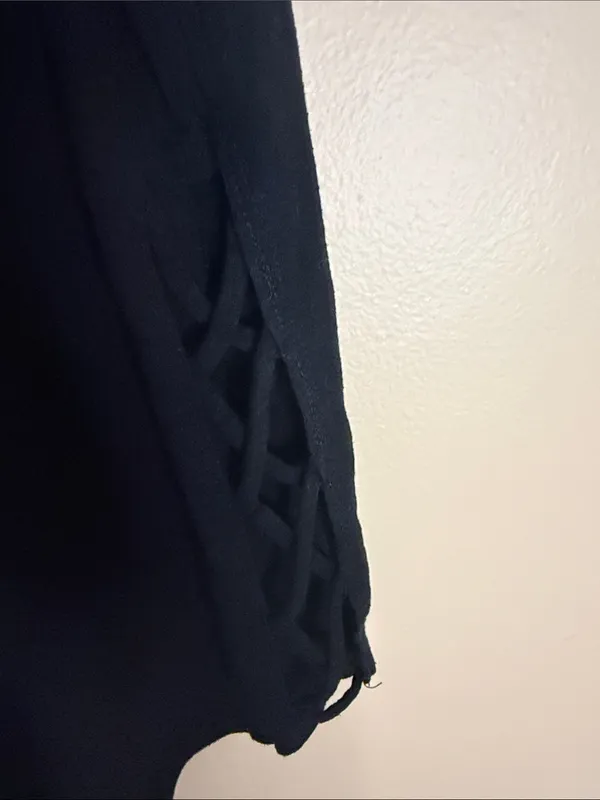 Women's Black V-Neck Long Sleeve Top - Unbranded - Image 4