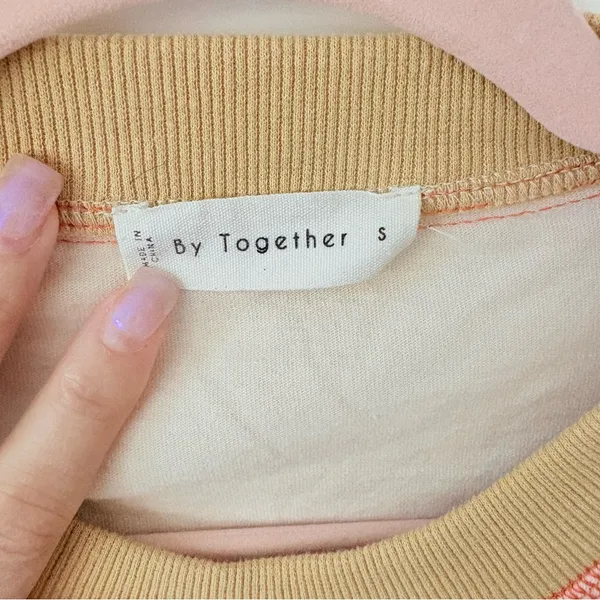 By Together Cream and Tan Colorblock  Top - Image 3