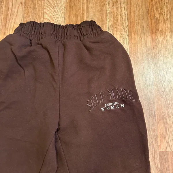 Bershka brown self made strong woman jogger sweatpants - Image 2