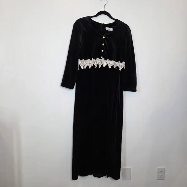 Vintage Ultra Dress New York Black Velvet Maxi Dress Lace Trim Grandma 90s 12 - Image 10