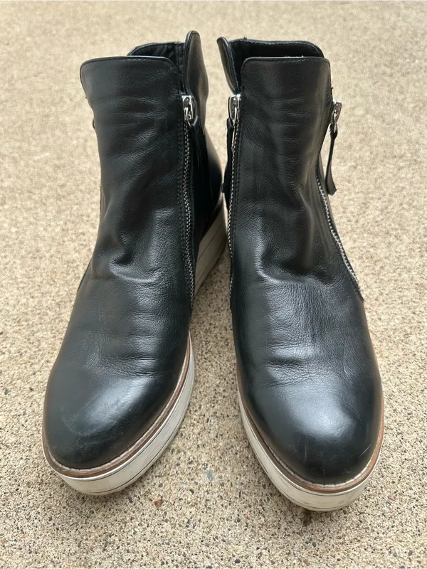 Silent D Nene Bootie Black Leather Platform Zip Ankle Boots - Image 4