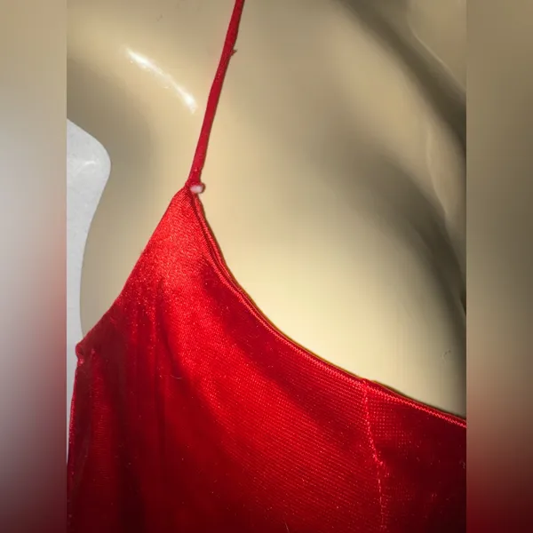 Elegant Red Satin Dress - Image 5