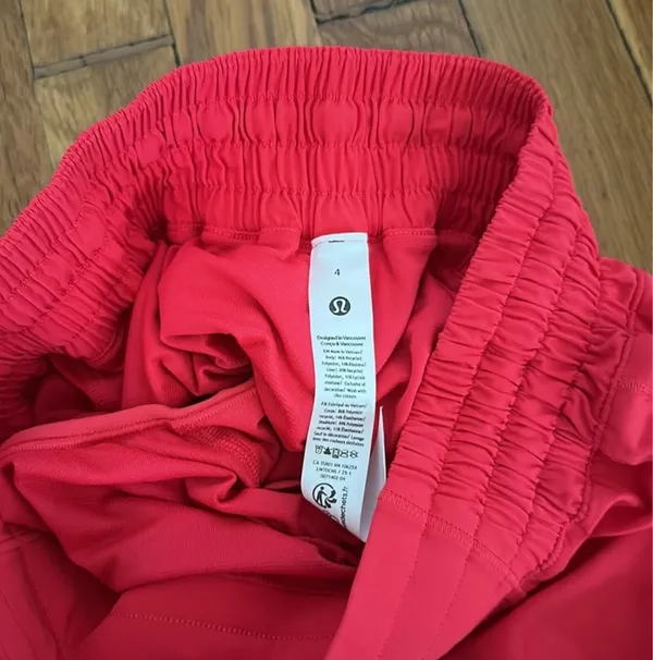 Lululemon Hotty Hot HR Shorts 4" 4 - Image 3