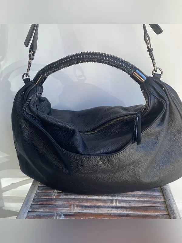 Y2K Kenneth Cole black pebbled leather slouchy hobo studded handle shoulder bag - Image 4
