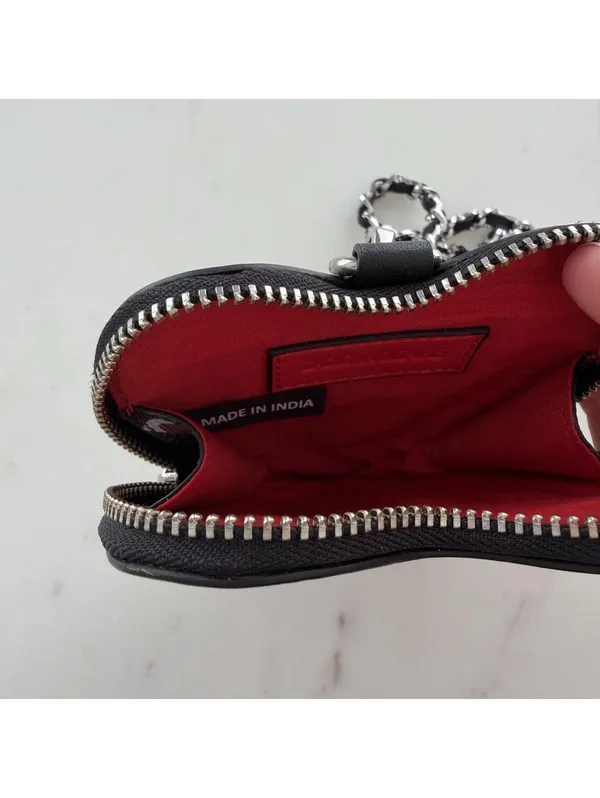 Zadig & Voltaire wallet on chain - Image 6