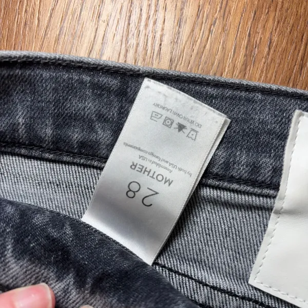 Mother The Flirt Jeans in Hell Yeah! Wash Size 28 Faded Dark Denim Distressed - Image 6