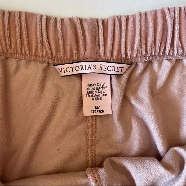 Victoria’s Secret Crushed Velvet Ruffle Pajama Shorts Size Medium - Image 6