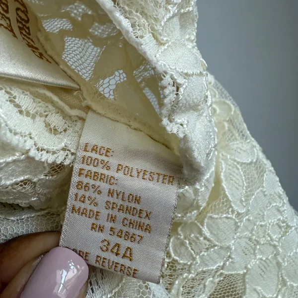 Victoria's‎ Secret Lace Dainty Ethereal Coquette Bridal Teddy Bodysuit 34A Ivory - Image 5