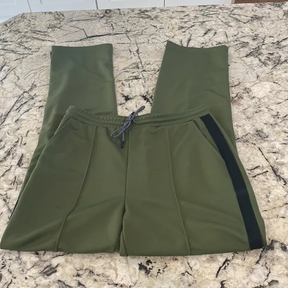 Hunter Pants In olive green and black with buttons- women’s size‎ small - Image 3