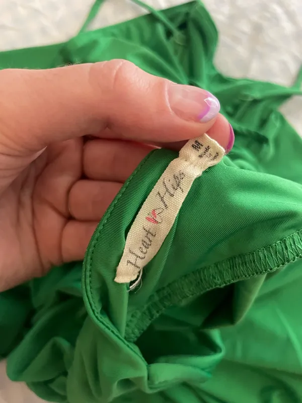 Heart and Hips green romper - Image 4
