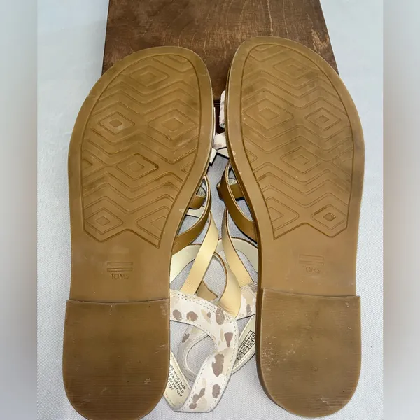 Toms Beige Abstract Cow Print - Image 4
