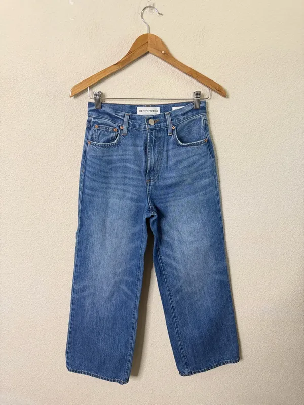 Aritzia Denim Forum The Farrah Hi-Rise‎ Wide Cropped Jean Womens Size 25 - Image 3