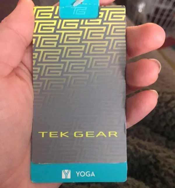 NWT Tek Gear Shirred Performance Yoga Tank, XL - Image 6