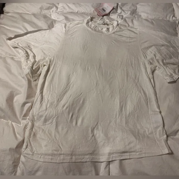 Avec Lea Filles White Mock Neck Shirt - NWT - Size L - Image 3