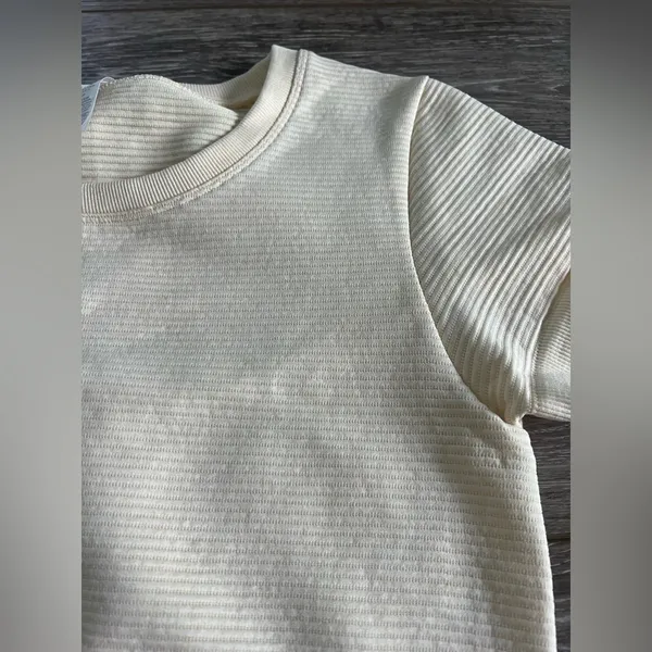Aerie Offline Seamless Ribbed Cropped Cream T-Shirt - Image 2