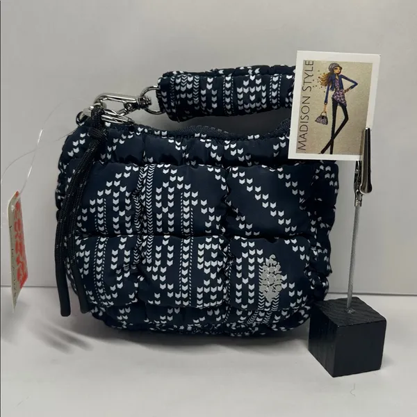 Free People Quilted Micro Pouch #1052 - Image 5