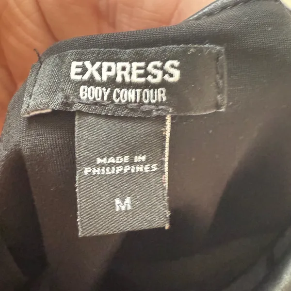 EXPRESS Black Faux Leather Square Neck Crop Top Tank Body Contour‎ Size M Party - Image 2
