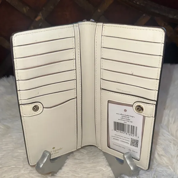 Kate Spade white Cream Wallet - Image 3
