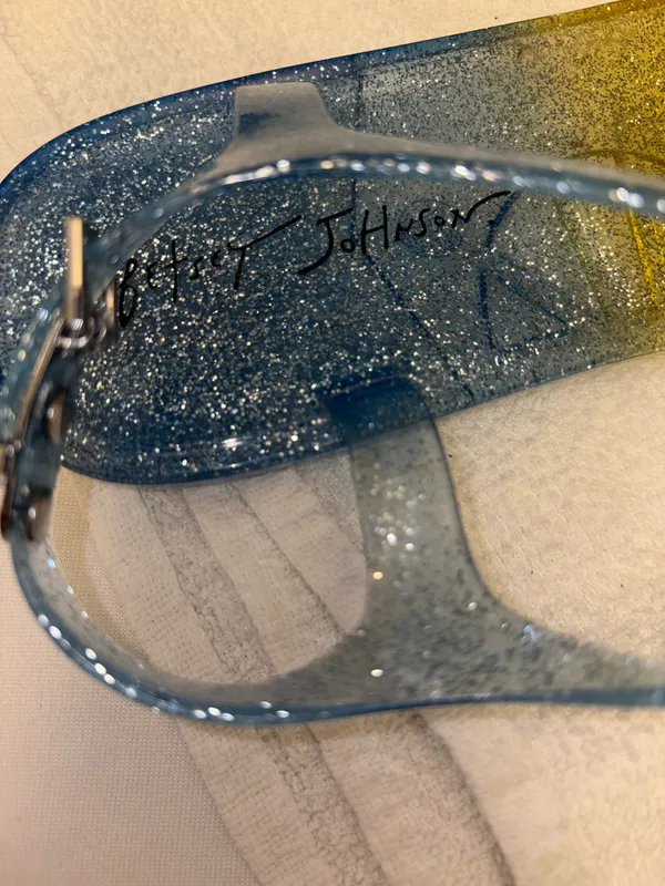 Betsey Johnson Tabby Glitter Ombre Jelly Sandals with Butterfly Accent Size 7 - Image 6