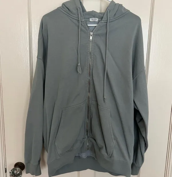 Brandy Melville christy hoodie - Image 3