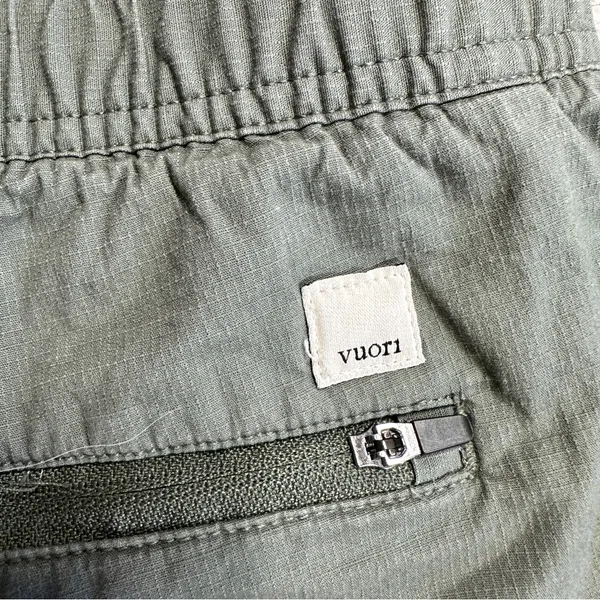 Vuori Women's Ripstop Climber Shorts 3" Mid Rise Outdoor in Green Size L - Image 9