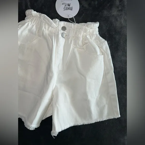Princess Polly Shipwreck Paper Bag Denim Shorts in White Size 0 New with tag - Image 9