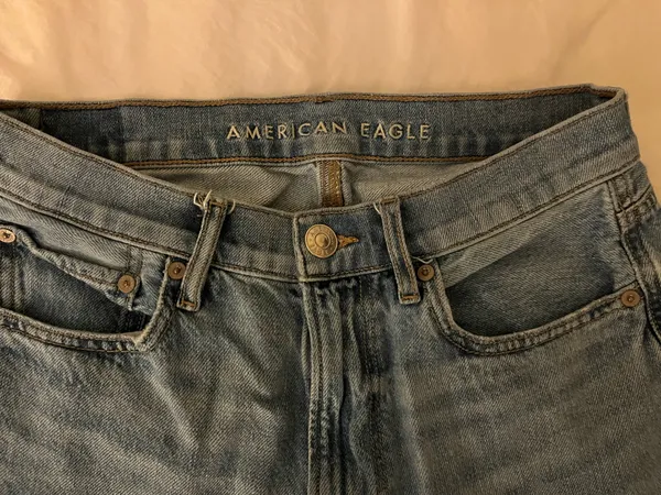 American Eagle High-Rise 90s Flare Jeans - Image 3