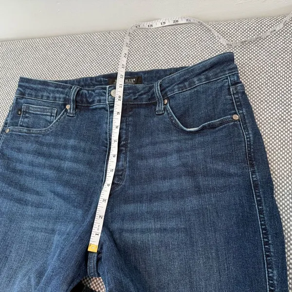 Judy Blue Straight Fit Jeans 15/32 - Image 11