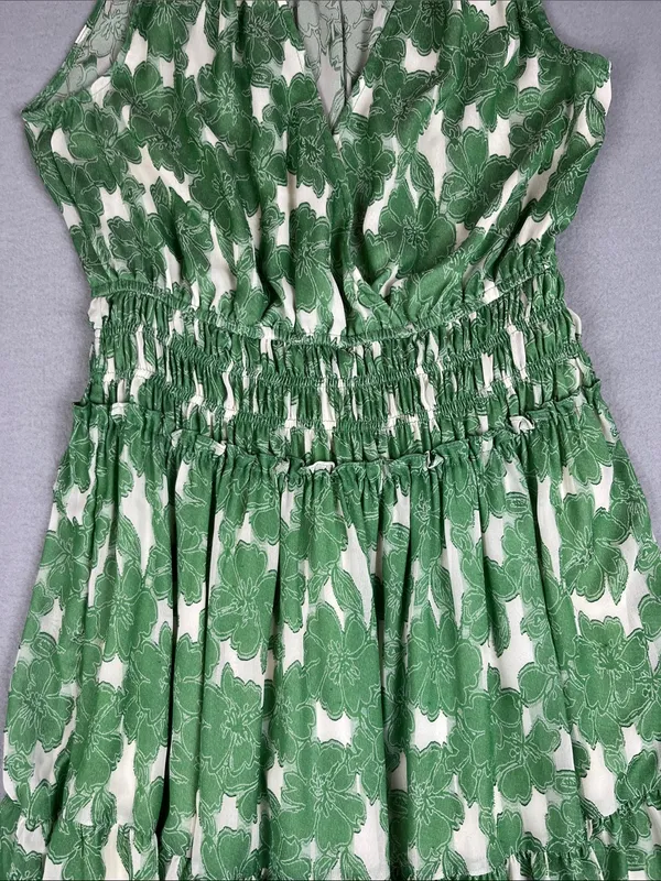 Anthropologie Current Air Green/White Floral Maxi smocked Dress Size: Medium - Image 3