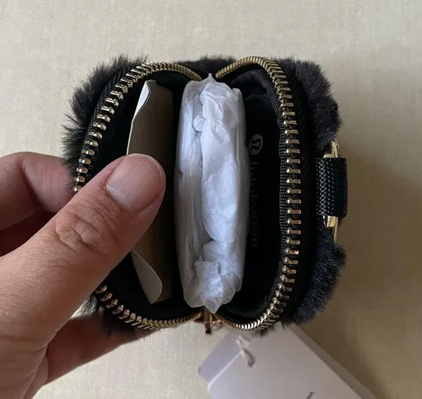 Clippable Nano Pouch *Plush Fleece - Black/Gold - Image 10
