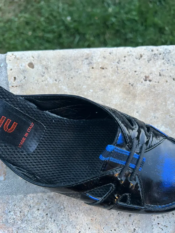 Vintage (rare) blue sporty kitten heels - Image 11
