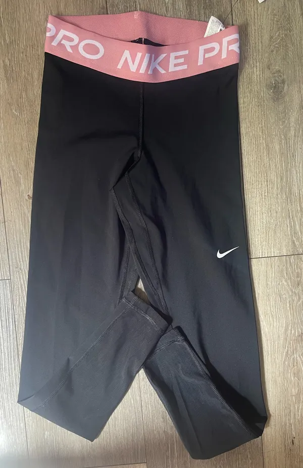 Mid-Rise Full-Length Nike Pro Leggings  - Image 3