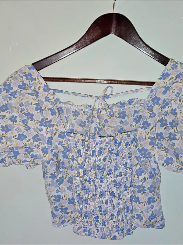 Blu Pepper Blue Floral Puff Sleeve Crop Top - Image 3