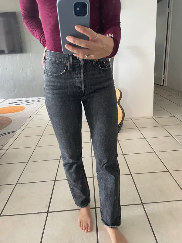 Levi's Wedgie Fit Straight Leg Jeans - Image 9
