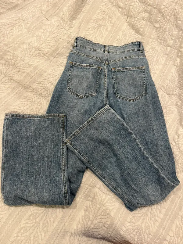 H&M Boyfriend Jeans - Image 3