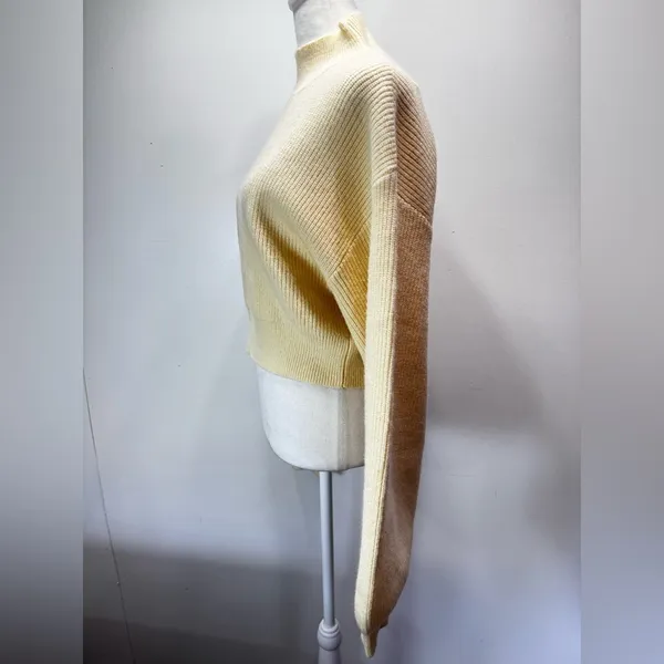 Ivory Cream Oversized Cropped Slouchy Sweater Mock Funnel Neck NEW Large - Image 4