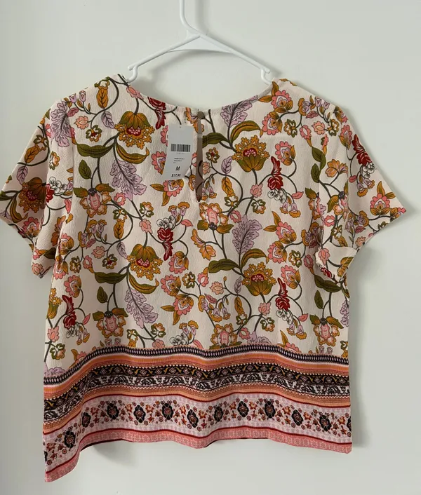 Forever 21 Floral Top - Image 2
