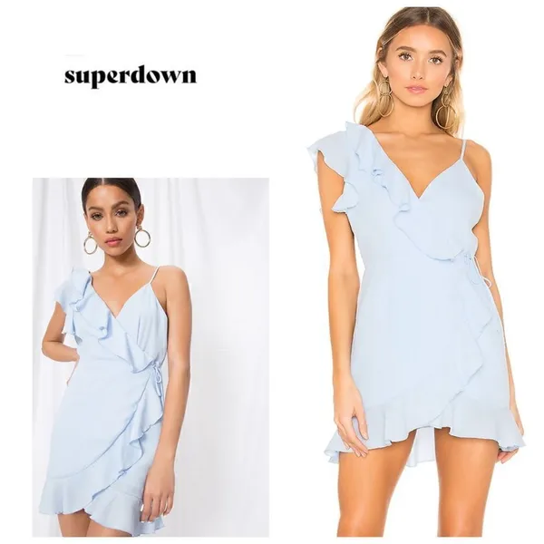 New. SUPERDOWN light blue wrap dress - Image 9