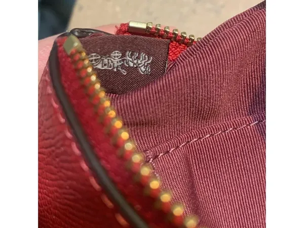 COACH Scarlet Red Pebbled Leather Wristlet - Image 7