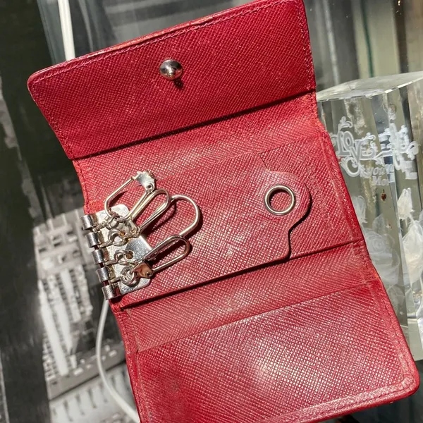 Authentic Rare Burberry Red Leather Nova Check Key Case - Image 8