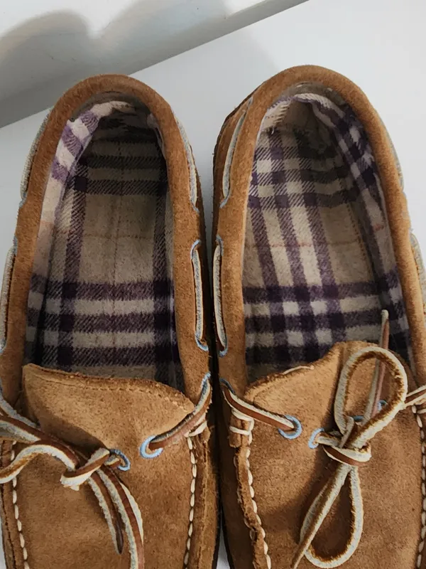 L.L.Bean Brown Suede Flannel Lined Slippers Size 7 - Image 5