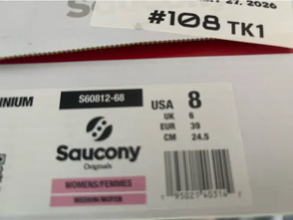 Saucony running shoe. Unisex style  - Image 8