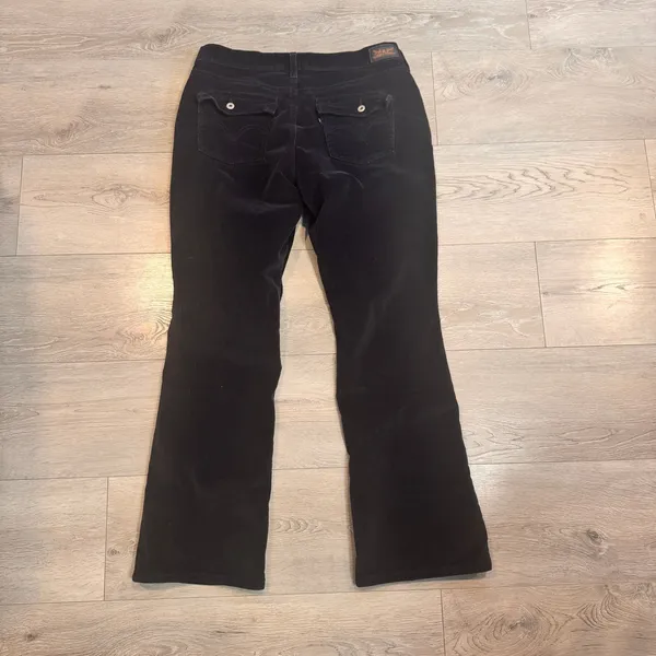 Levi's 515 Boot Cut Corduroy‎ Pants Womens Size 12 M Black Flat Pocket - Image 5