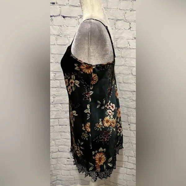 INC International Concepts Silky Chemise Gown Teddy Green Floral Size XS - Image 5
