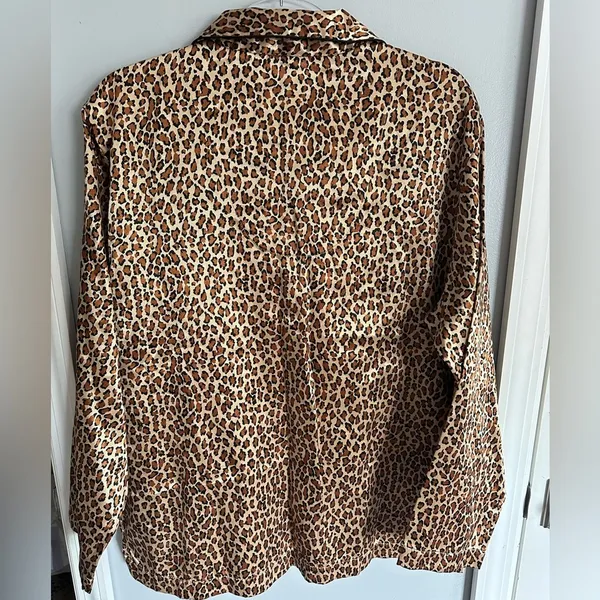 Animal Print Pajama Top Brown Size M - Image 5
