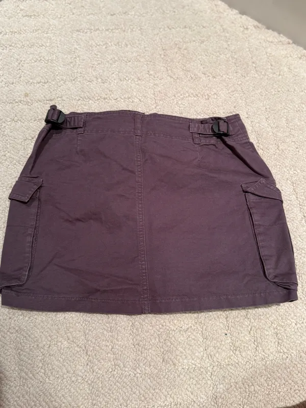 Brandy Melville Cargo Mini Skirt - Image 5