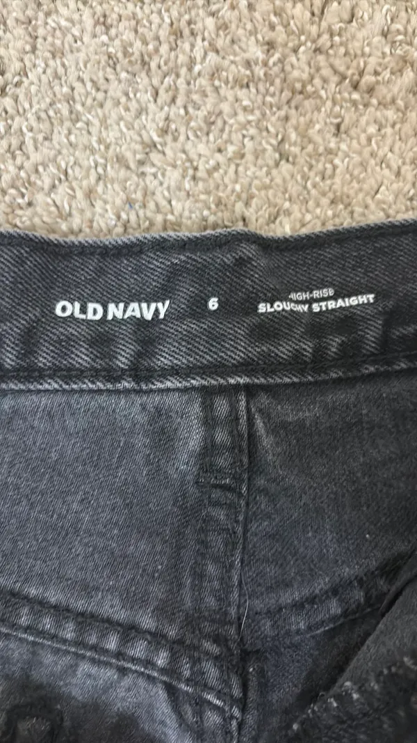 Old Navy Denim Shorts - Image 3