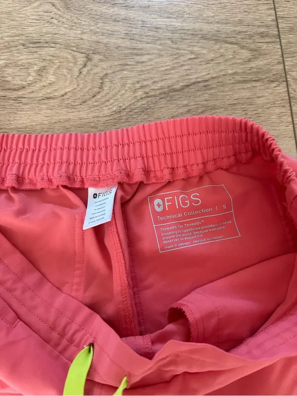 Figs Coral Drawstring Cargo Joggers with White Tie - Image 9
